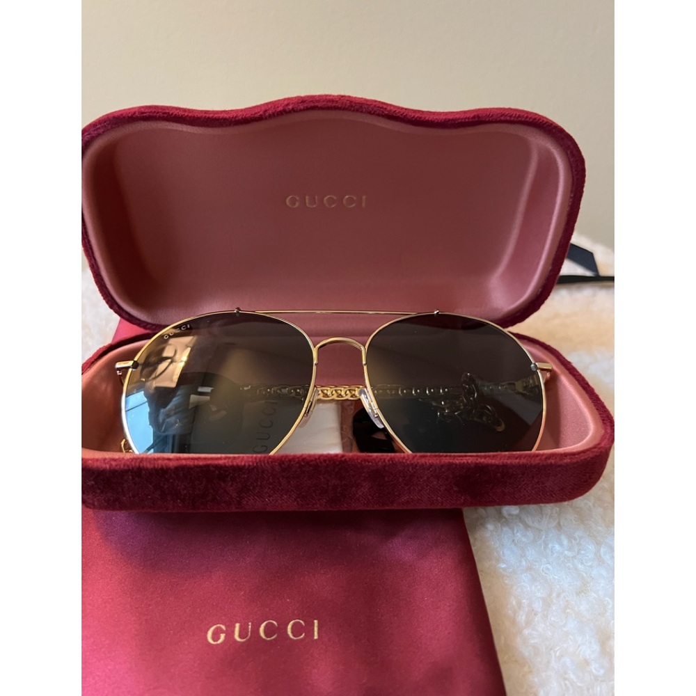 New Gucci Sunglasses Black/Gold - Picture 10 of 12